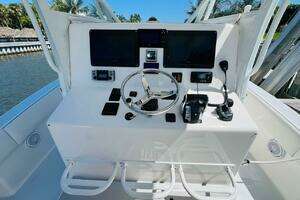 2015 Billfish 39 Custom CC thumbnail 53