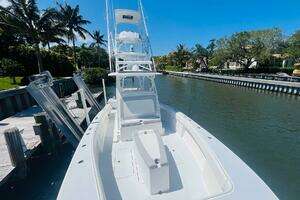 2015 Billfish 39 Custom CC thumbnail 18