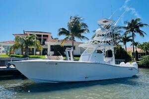 2015 Billfish 39 Custom CC thumbnail 5