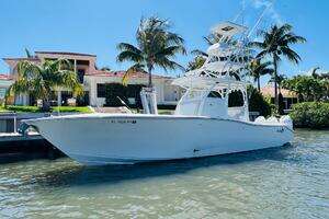 2015 Billfish 39 Custom CC thumbnail 4