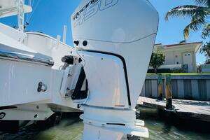 2015 Billfish 39 Custom CC thumbnail 32