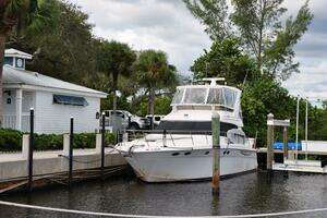 1998 Sea Ray 480 Sedan Bridge thumbnail 3
