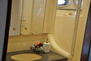 1998 Sea Ray 480 Sedan Bridge thumbnail 59