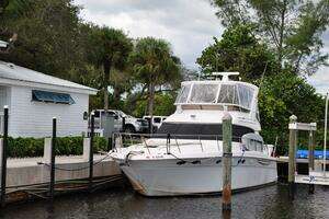 1998 Sea Ray 480 Sedan Bridge thumbnail 4