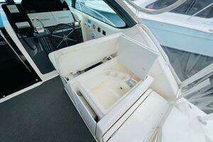 2003 Tiara Yachts 3800 Open thumbnail 57