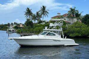 2003 Tiara Yachts 3800 Open thumbnail 27