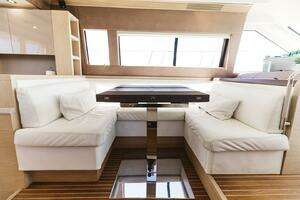 2015 Beneteau Monte Carlo 5 thumbnail 47