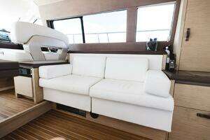 2015 Beneteau Monte Carlo 5 thumbnail 40