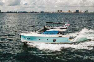 2015 Beneteau Monte Carlo 5 thumbnail 1