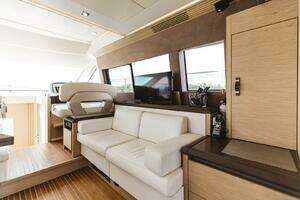 2015 Beneteau Monte Carlo 5 thumbnail 36