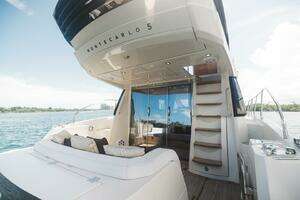 2015 Beneteau Monte Carlo 5 thumbnail 21