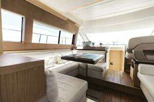 2015 Beneteau Monte Carlo 5 thumbnail 46