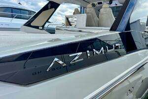 2023 Azimut Verve 47 thumbnail 6