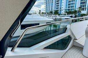 2023 Azimut Verve 47 thumbnail 15