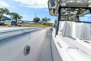2022 Sportsman Open 352 Center Console thumbnail 37