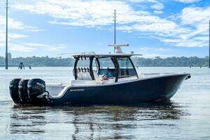 2022 Sportsman Open 352 Center Console thumbnail 5