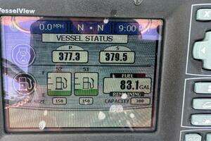 2008 Boston Whaler 320 Outrage thumbnail 10