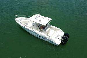 2008 Boston Whaler 320 Outrage thumbnail 4