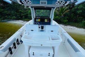 2012 Everglades 295 Center Console thumbnail 32