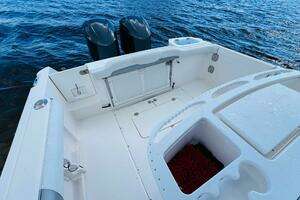 2012 Everglades 295 Center Console thumbnail 26