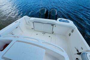 2012 Everglades 295 Center Console thumbnail 21