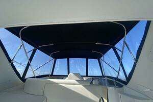 2000 Carver 396 Motor Yacht thumbnail 15