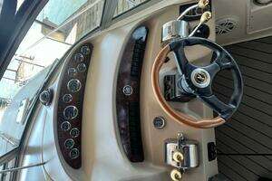 2002 Sea Ray 340 Sundancer thumbnail 19