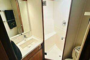 1988 Bertram 54' thumbnail 15