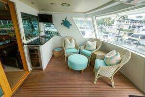 1989 Hatteras 80 Cockpit Motor Yacht thumbnail 32
