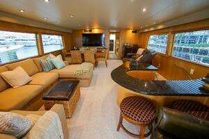1989 Hatteras 80 Cockpit Motor Yacht thumbnail 53