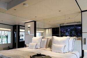 2025 Majesty Yachts 120 thumbnail 73
