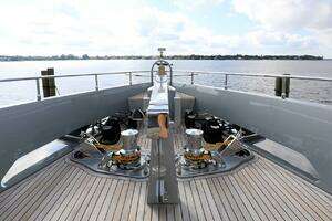 2025 Majesty Yachts 120 thumbnail 15