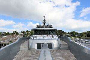 2025 Majesty Yachts 120 thumbnail 16
