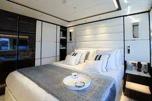 2025 Majesty Yachts 120 thumbnail 57