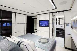 2025 Majesty Yachts 120 thumbnail 43