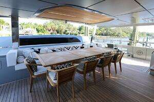 2025 Majesty Yachts 120 thumbnail 25