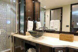 2016 Marquis 660 Sport Yacht thumbnail 88