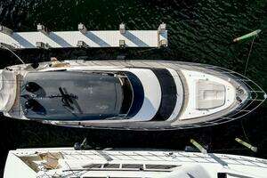 2016 Marquis 660 Sport Yacht thumbnail 3