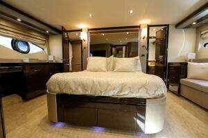 2016 Marquis 660 Sport Yacht thumbnail 80