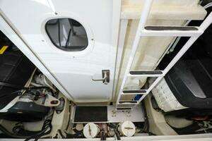 2016 Marquis 660 Sport Yacht thumbnail 49