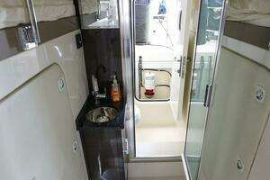 2016 Marquis 660 Sport Yacht thumbnail 53
