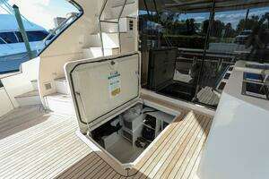 2016 Marquis 660 Sport Yacht thumbnail 46