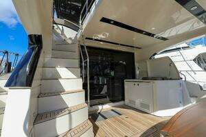 2016 Marquis 660 Sport Yacht thumbnail 43