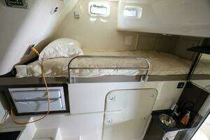 2016 Marquis 660 Sport Yacht thumbnail 55