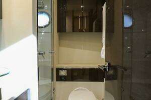 2016 Marquis 660 Sport Yacht thumbnail 71