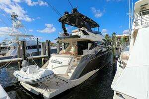 2016 Marquis 660 Sport Yacht thumbnail 44