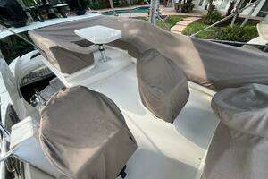 2017 Marquis 500 Sport Yacht thumbnail 20