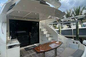 2017 Marquis 500 Sport Yacht thumbnail 21
