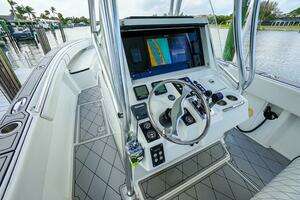 2007 Spectre 37 Center Console thumbnail 22