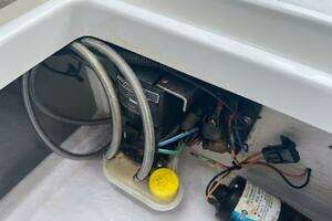 2008 Spectre 34 Center Console thumbnail 33